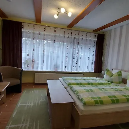 Am Kleinen Baerenstein Apartment *