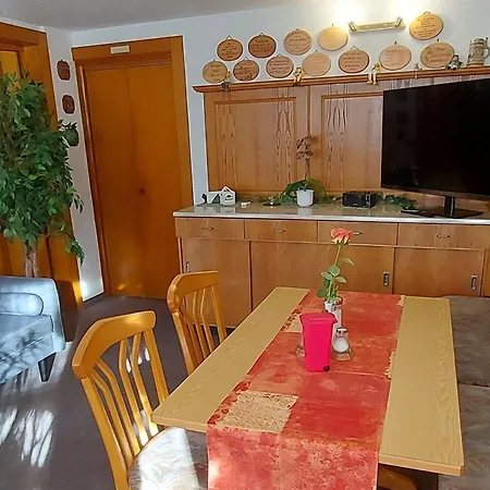 Apartman Am Kleinen Baerenstein 01796 Ot Thuermsdorf Thuermsdorfer Str 28 *